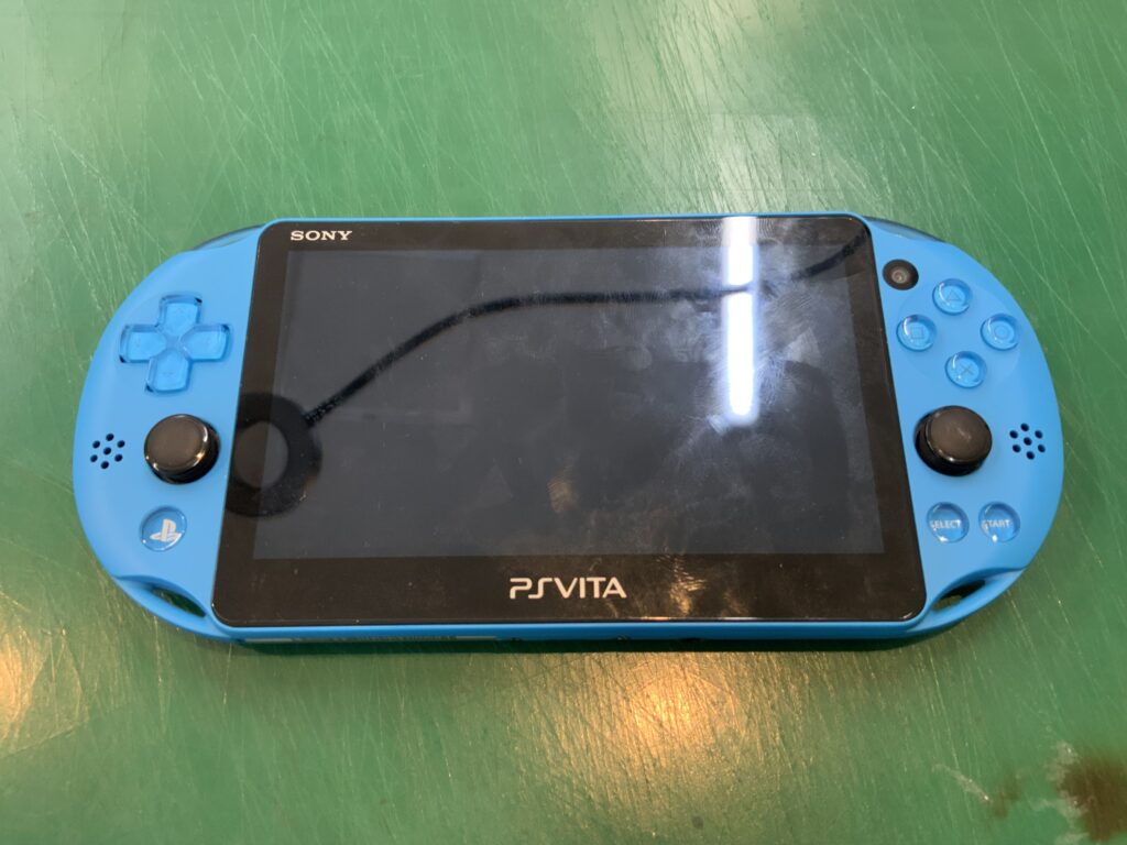 PS vita 2000】 動作不良の左スティック交換対応 - ゲーム修理工房和光駅前店