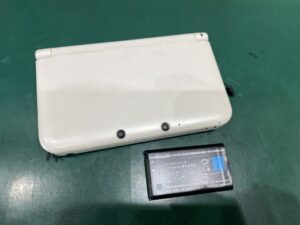 ３DS LL バッテリー交換