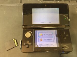 【任天堂3DS】画面が映らなくなった。「起動不可の復旧作業」の修理を行いました！