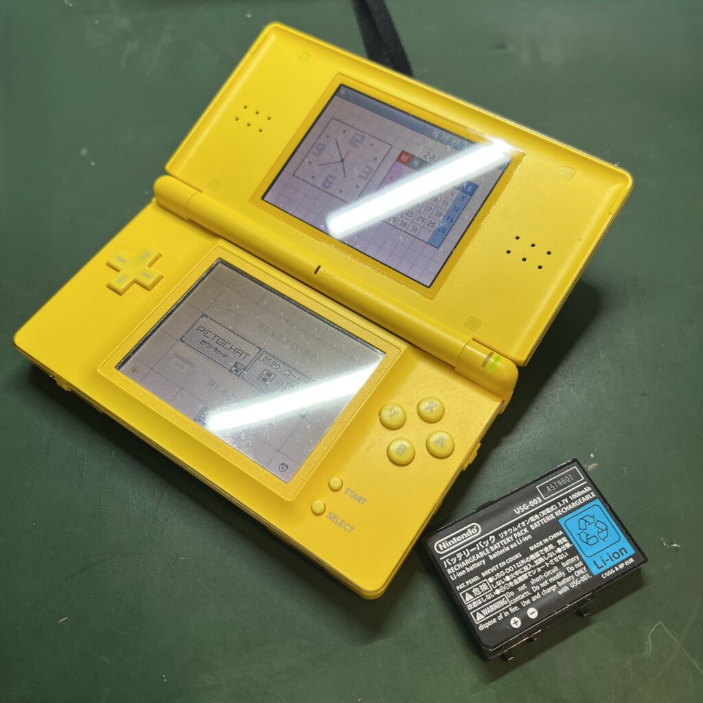 Nintendo DS Lite バッテリー交換後