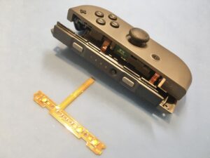 ジョイコンのSL/SRボタンの交換修理
